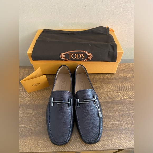 NWT: Tod's Gommino Doppia T New Gommini 122 Driving Shoes - Picture 1 of 7